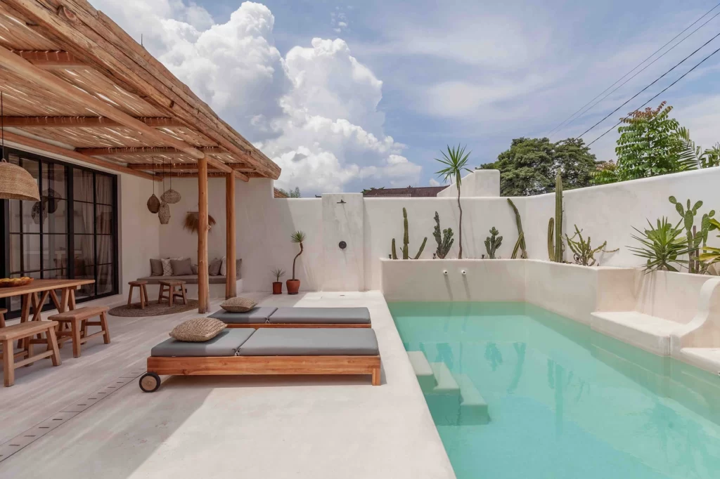 konsep rumah villa dengan kolam renang